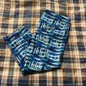 Plaid painted cropped leggings